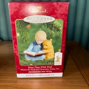 Hallmark Keepsake Ornament - Pooh and Friend from 2000